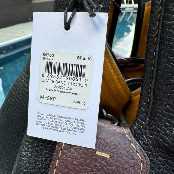 Rare 🐻 Coach Black and Burgundy - 3 in 1 Bag - Picture 7 of 12